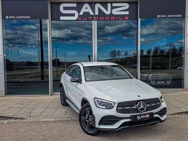 Usado Mercedes GLC300e 320 CV (235 kW) 2020 Blanco Coupe