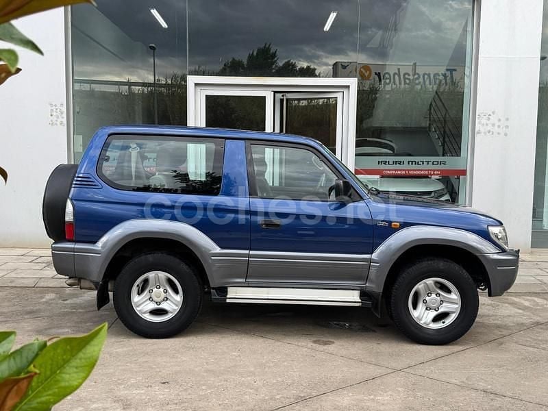 Azul Usado 2002 Toyota Land Cruiser SUV | 23.499 € (Caro) - Imagen 1/4