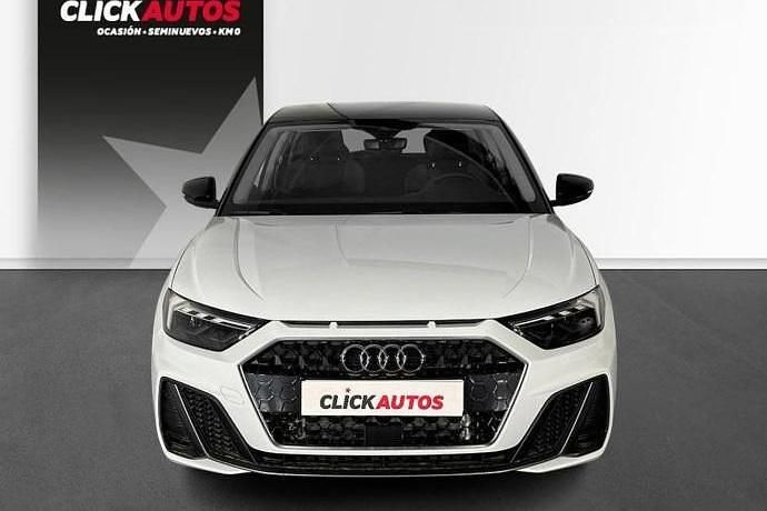 Usado Audi A1 Comfort 95 CV (69 kW) 2024 Rojo SUV