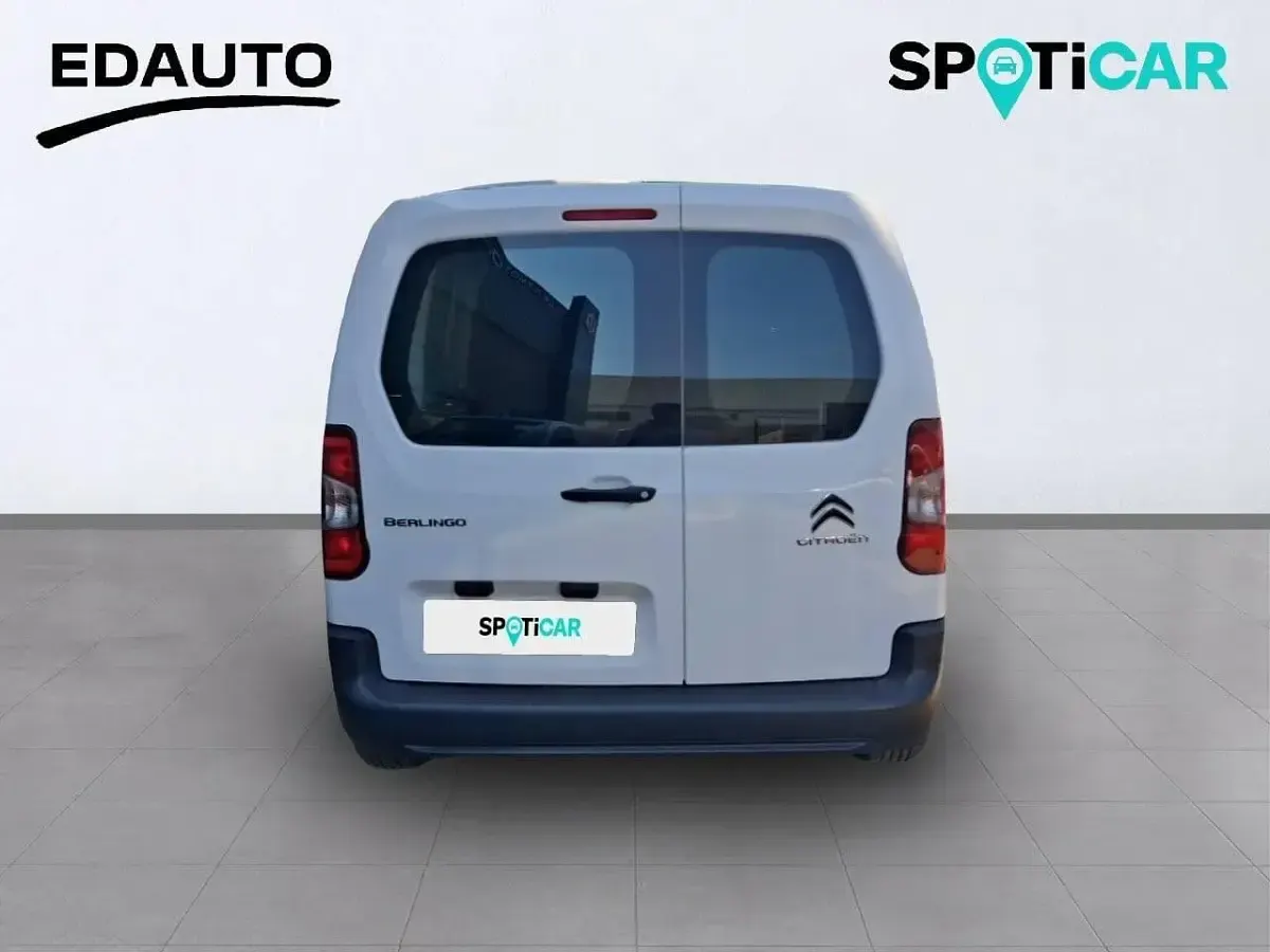 Usado Citroën Berlingo 102 CV (75 kW) 2021 Blanco Monovolumen