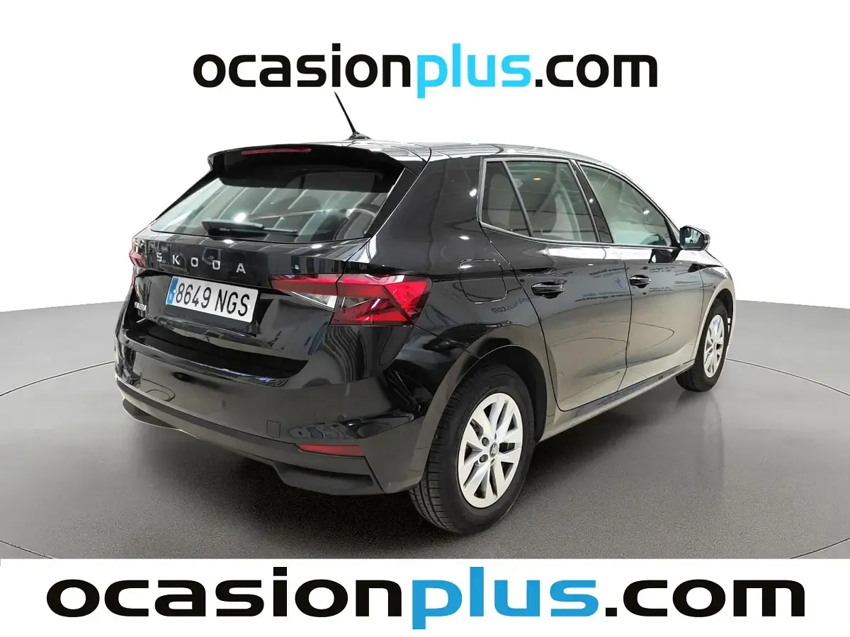 Usado Skoda Fabia 95 CV (69 kW) 2025 Negro Utilitario