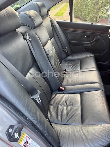Usado BMW 528 193 CV (141 kW) 1999 Gris / plata Berlina