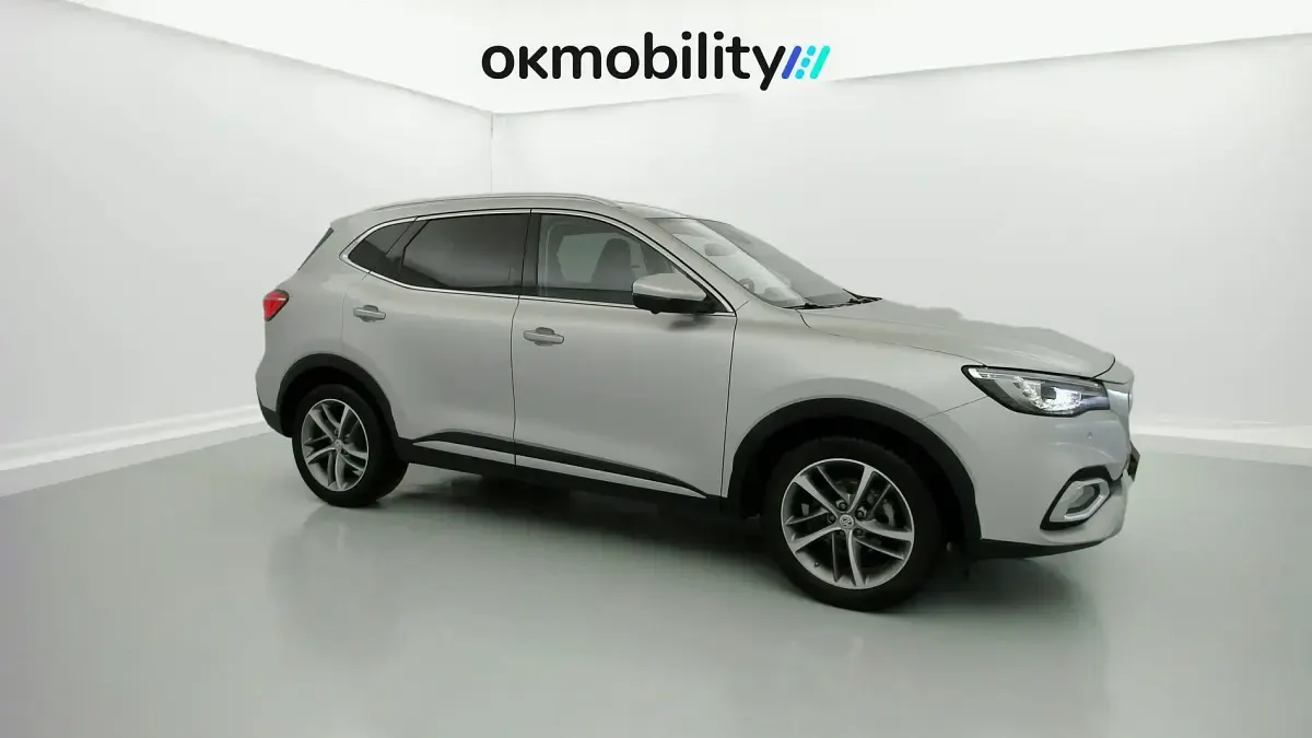 Usado MG HS Luxury 162 CV (119 kW) 2023 Plata SUV