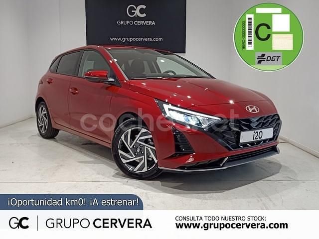 Rojo Nuevo 2025 Hyundai i20 Berlina | 17.900 € (Precio justo) - Imagen 1/4