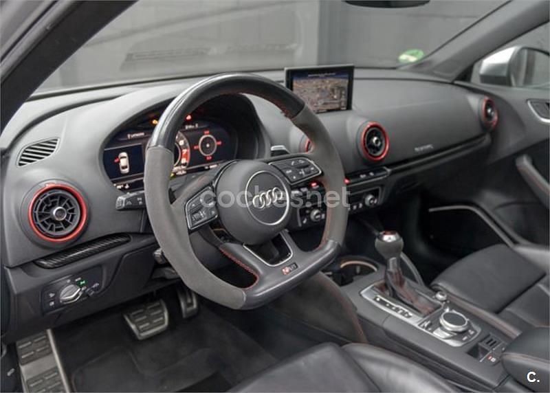 Usado Audi RS3 400 CV (294 kW) 2019 Gris / plata Berlina