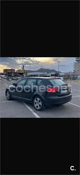 Usado Audi A3 Ambiente 140 CV (102 kW) 2008 Negro Utilitario