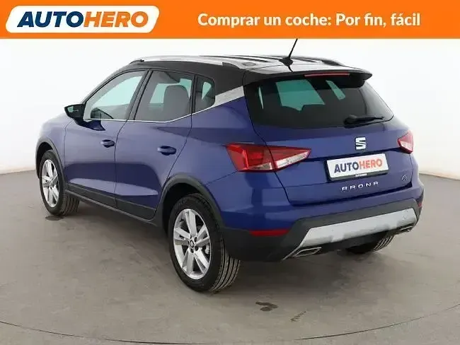 Usado Seat Arona FR 115 CV (84 kW) 2018 Azul SUV