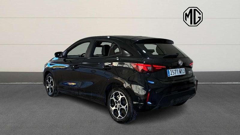 Usado MG MG3 Luxury 194 CV (142 kW) 2025 Negro Utilitario