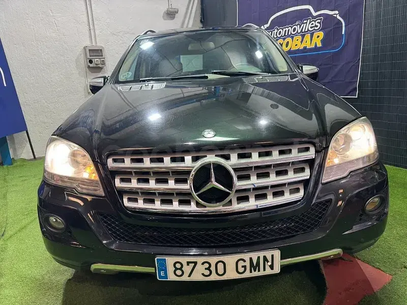Usado Mercedes ML280 190 CV (139 kW) 2009 Negro SUV