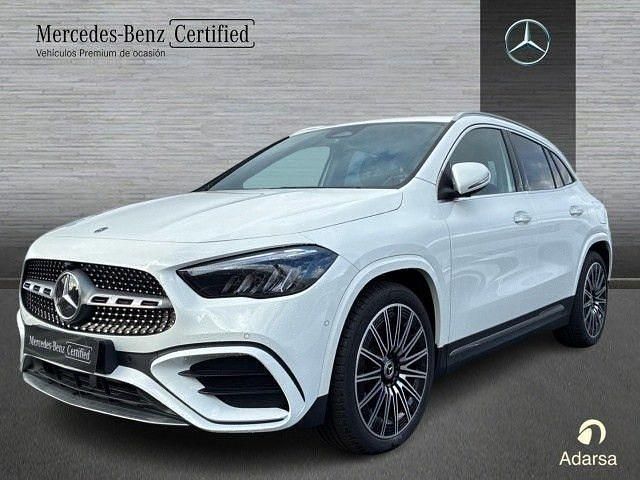 Usado Mercedes GLA200 AMG line 150 CV (110 kW) 2024 Blanco polar SUV