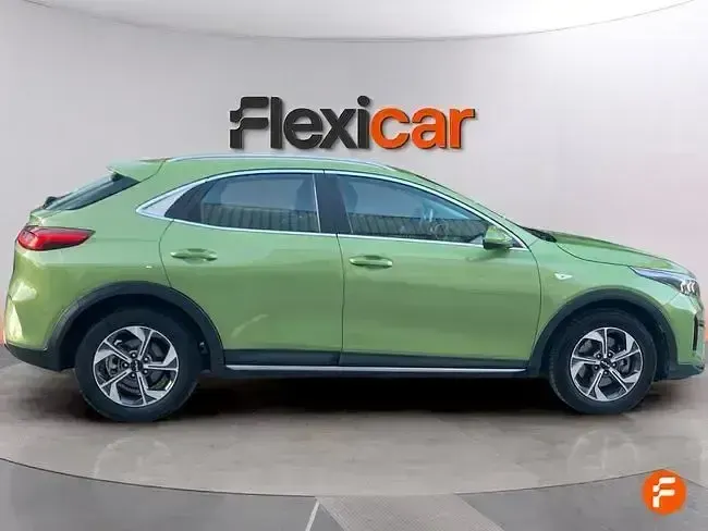 Usado Kia XCeed 120 CV (88 kW) 2023 Verde SUV