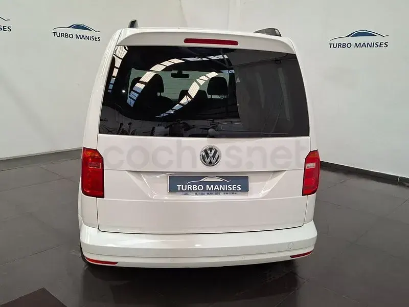 Usado VW Caddy 102 CV (75 kW) 2019 Blanco Monovolumen