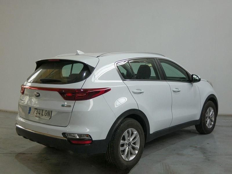 Usado Kia Sportage 137 CV (100 kW) 2020 Blanco SUV