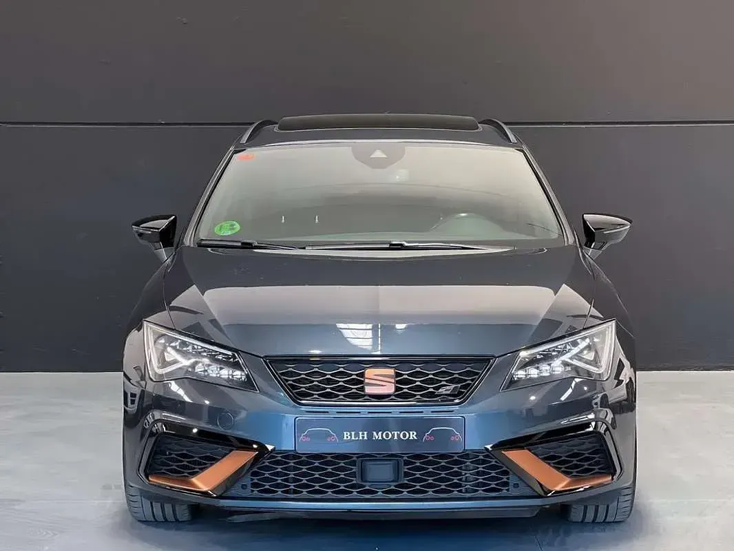 Usado Seat Leon ST CUPRA 300 CV (220 kW) 2019 Azul Familiar
