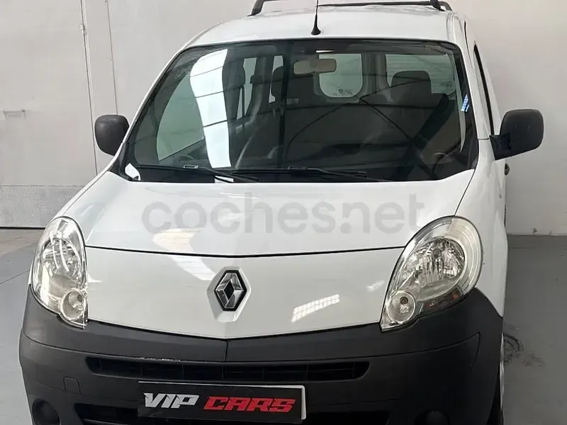 Usado Renault Kangoo 70 CV (51 kW) 2010 Blanco Familiar