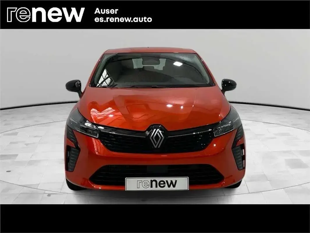 Usado Renault Clio Evolution 91 CV (66 kW) 2025 Rojo Utilitario