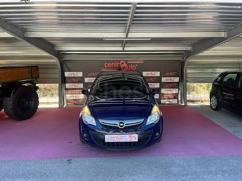 Usado Opel Corsa Selective 85 CV (62 kW) 2013 Azul Utilitario