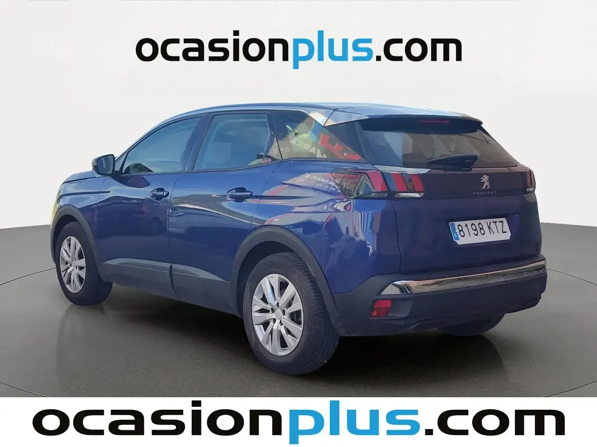 Usado Peugeot 3008 Active 131 CV (96 kW) 2019 Azul SUV