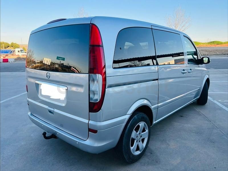 Usado Mercedes Viano 150 CV (110 kW) 2004 Gris / plata Monovolumen