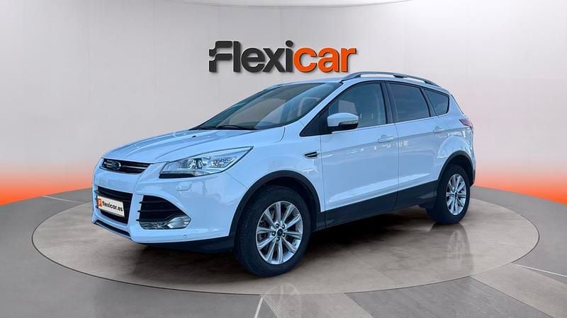 Usado Ford Kuga ST-Line 150 CV (110 kW) 2016 Blanco SUV