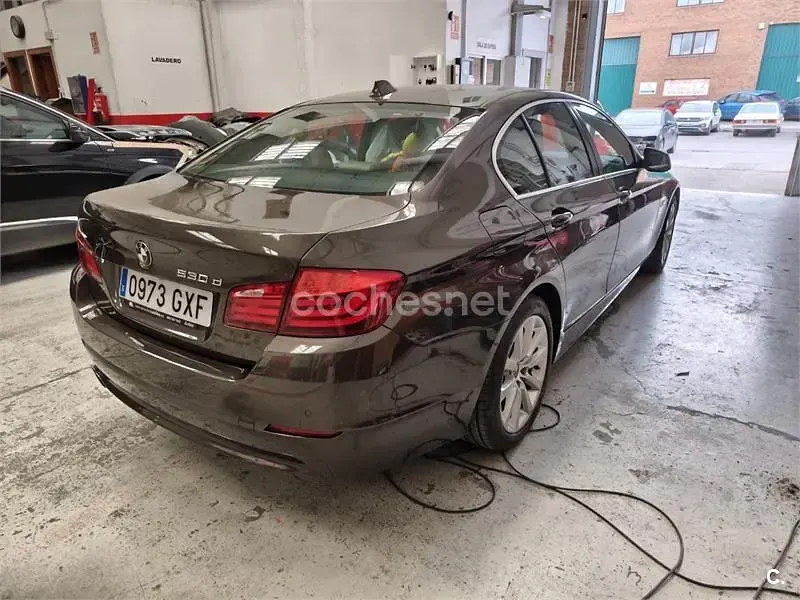 Usado BMW 530 235 CV (172 kW) 2010 Marrón Berlina
