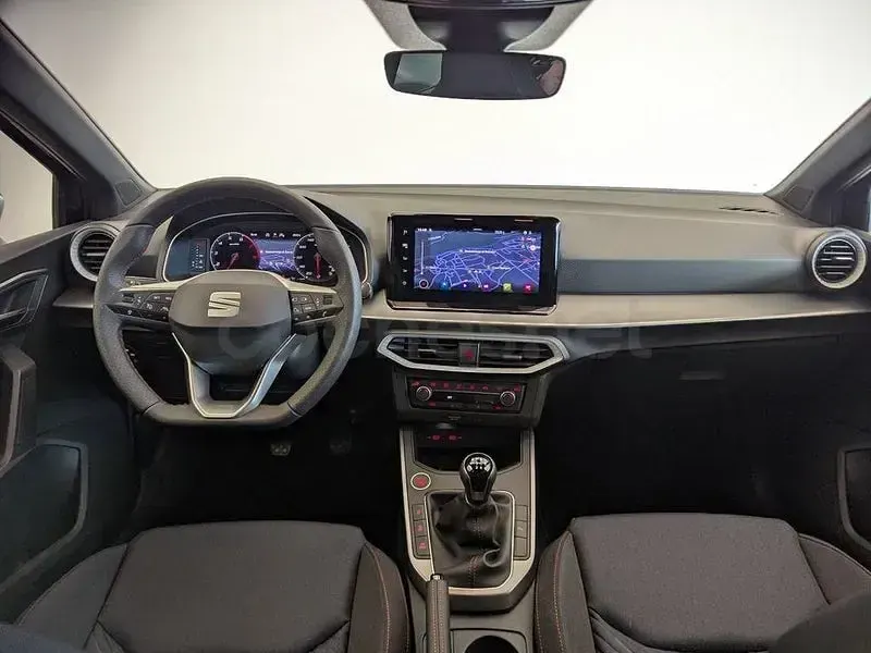 Usado Seat Ibiza FR 115 CV (84 kW) 2025 Blanco Berlina