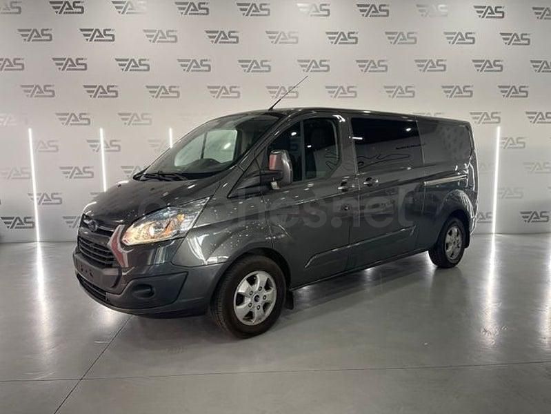 Usado Ford Tourneo Titanium 125 CV (91 kW) 2016 Gris / plata Monovolumen