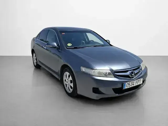 Usado Honda Accord Executive 140 CV (102 kW) 2007 Negro Berlina