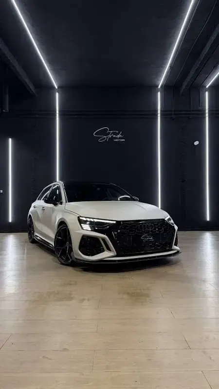 Usado Audi RS3 Sportback Design 400 CV (294 kW) 2022 Beige Utilitario