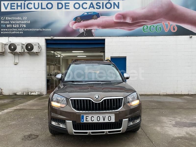 Usado Skoda Yeti Ambition 110 CV (80 kW) 2016 Marrón SUV