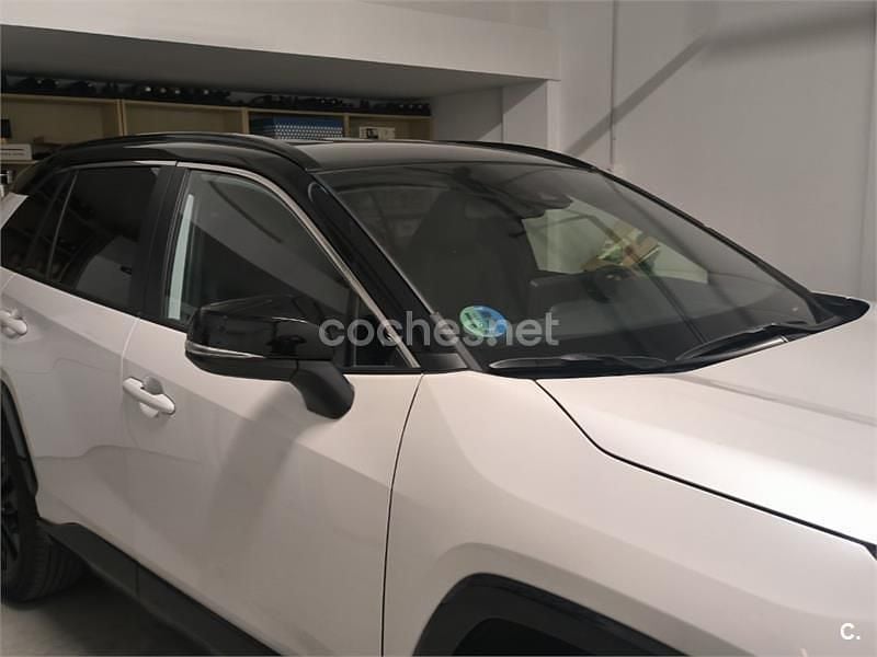 Usado Toyota RAV4 Hybrid Style 218 CV (160 kW) 2025 Blanco SUV