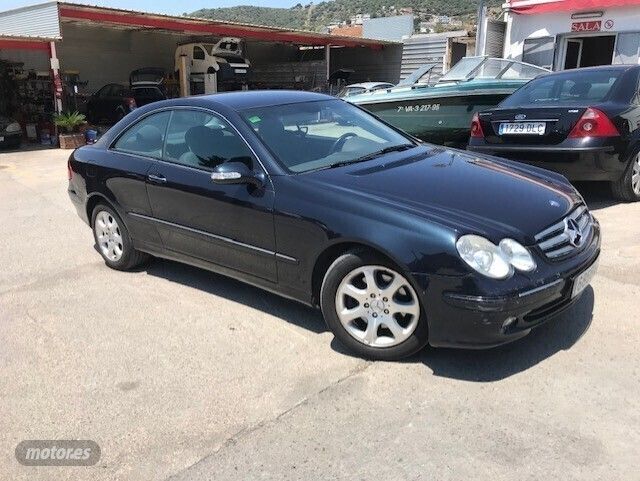 Usado Mercedes CLK270 170 CV (125 kW) 2003 Azul Coupe