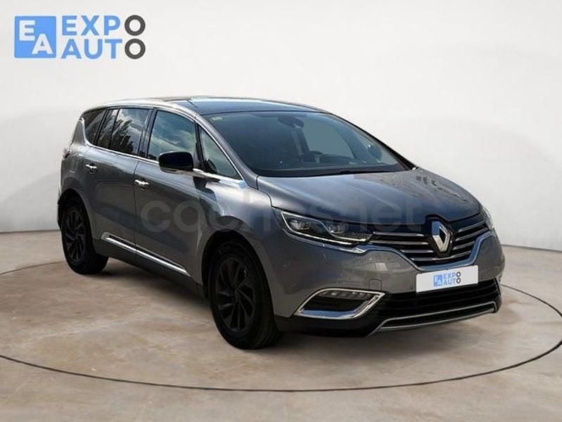 Usado Renault Espace Zen 130 CV (95 kW) 2015 Gris / plata Monovolumen