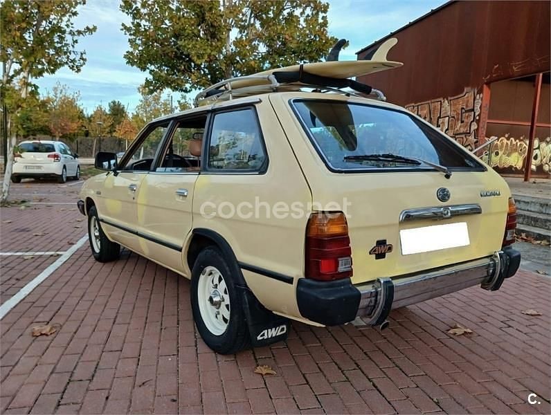 Usado Subaru Legacy 104 CV (76 kW) 1989 Amarillo Familiar