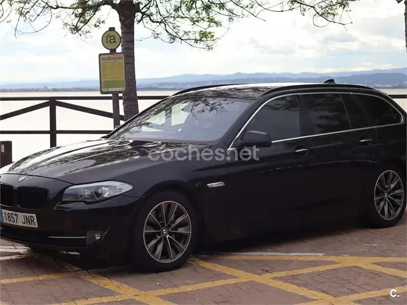 Usado BMW 525 Comfort Edition 204 CV (150 kW) 2012 Negro Berlina