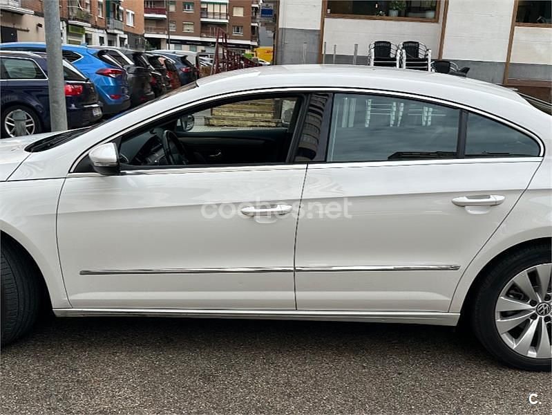 Blanco Usado 2011 VW CC Berlina | 14.000 € (Caro) - Imagen 1/4