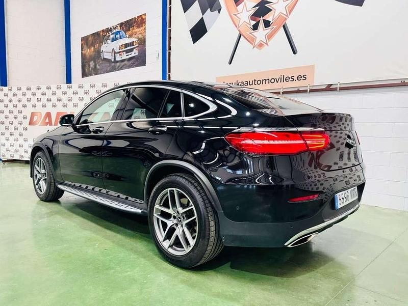 Usado Mercedes GLC350 320 CV (235 kW) 2017 Negro Coupe