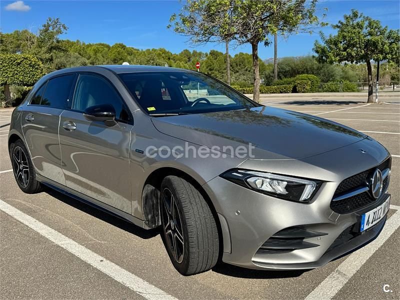 Gris / plata Usado 2020 Mercedes A250 Berlina | 24.900 € (Super precio) - Imagen 1/4