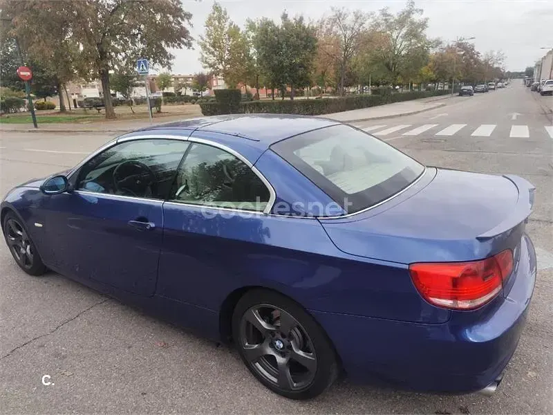 Usado BMW 325 218 CV (160 kW) 2007 Azul Descapotable