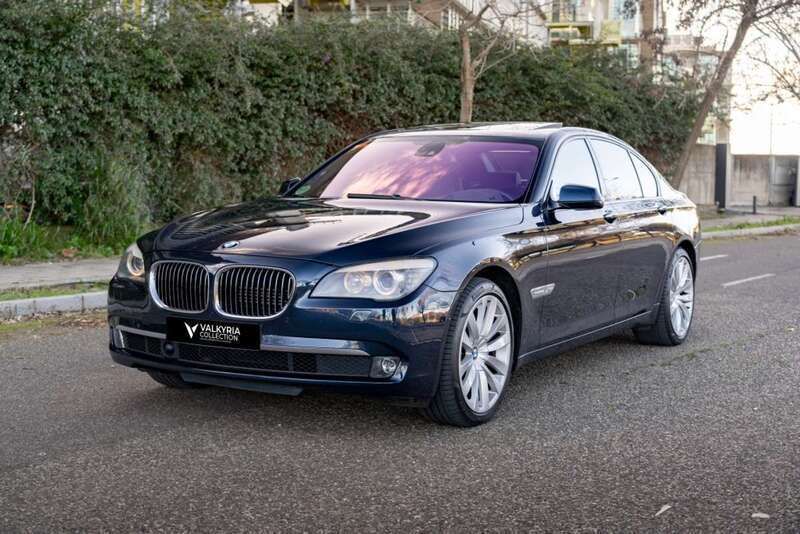 Azul Usado 2009 BMW 750 Comfort Edition Berlina | 21.990 € - Imagen 1/4