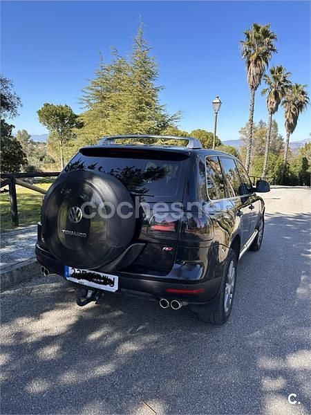 Usado VW Touareg 225 CV (165 kW) 2007 Negro SUV
