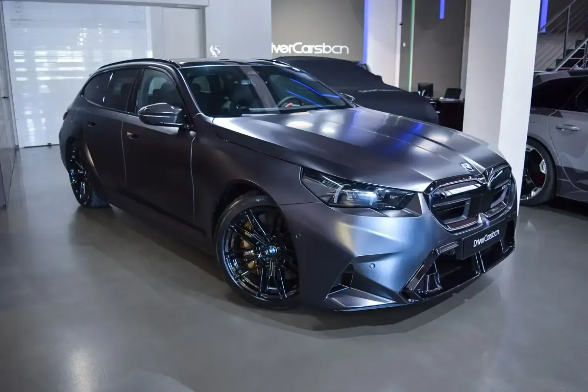 Nuevo BMW M5 Comfort Edition 727 CV (534 kW) 2026 Negro Familiar