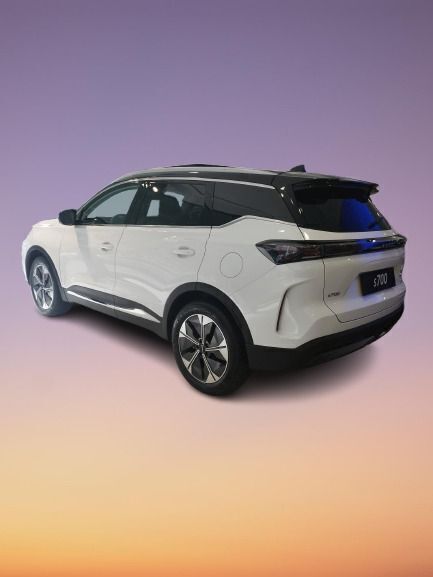 Nuevo Ebro s700 Luxury 147 CV (108 kW) 2025 Blanco SUV