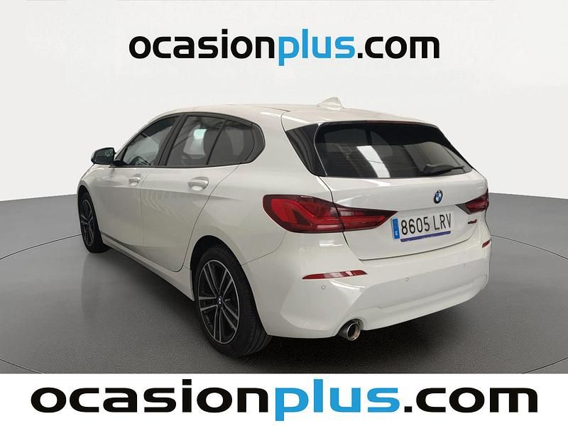 Usado BMW 118 140 CV (102 kW) 2021 Blanco Utilitario