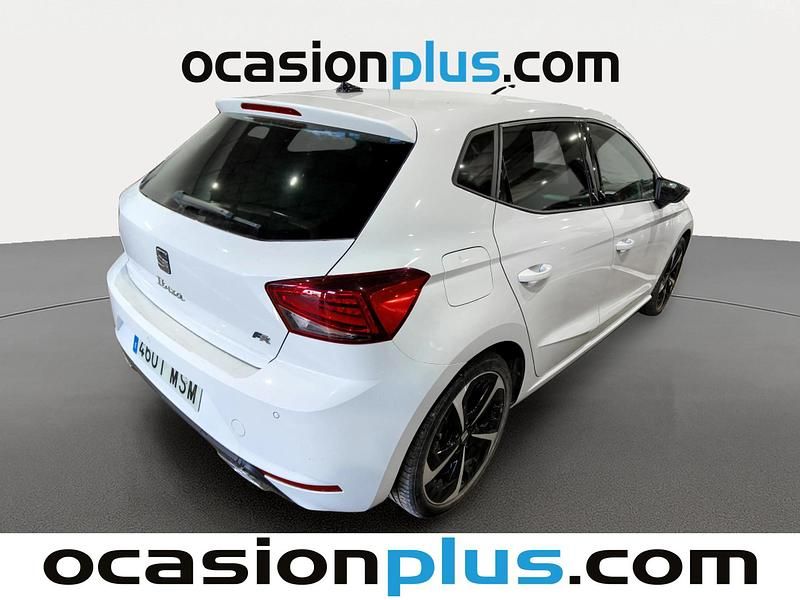 Usado Seat Ibiza FR 150 CV (110 kW) 2024 Blanco Berlina