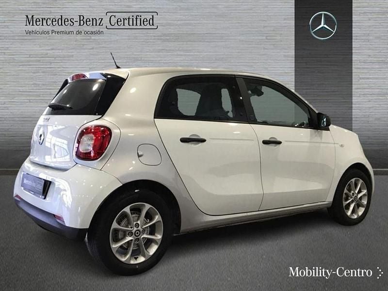 Usado Smart ForFour Electric Drive 60 kW (82 CV) 2019 Bodypanels en blanco