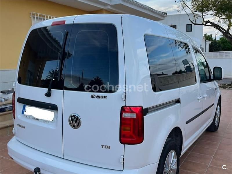Usado VW Caddy 75 CV (55 kW) 2016 Blanco Monovolumen
