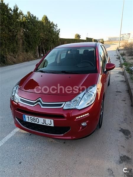 Usado Citroën C3 Live 82 CV (60 kW) 2016 Granate Berlina