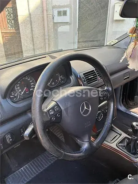 Usado Mercedes A180 109 CV (80 kW) 2007 Negro Monovolumen