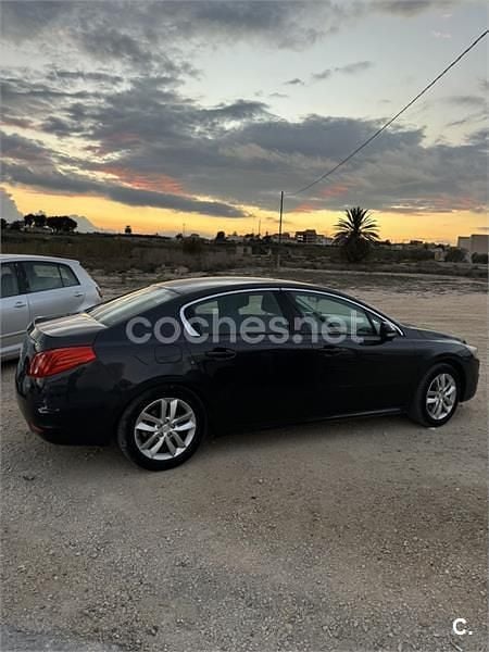 Usado Peugeot 508 Allure 163 CV (119 kW) 2011 Azul Berlina